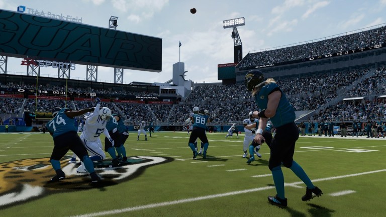 Madden 24: How to Throw a Lob Pass – GameSkinny