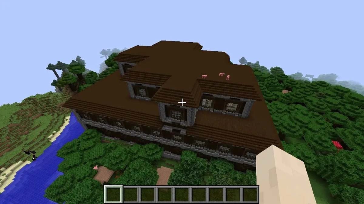 Massive woodland mansion in Minecraft