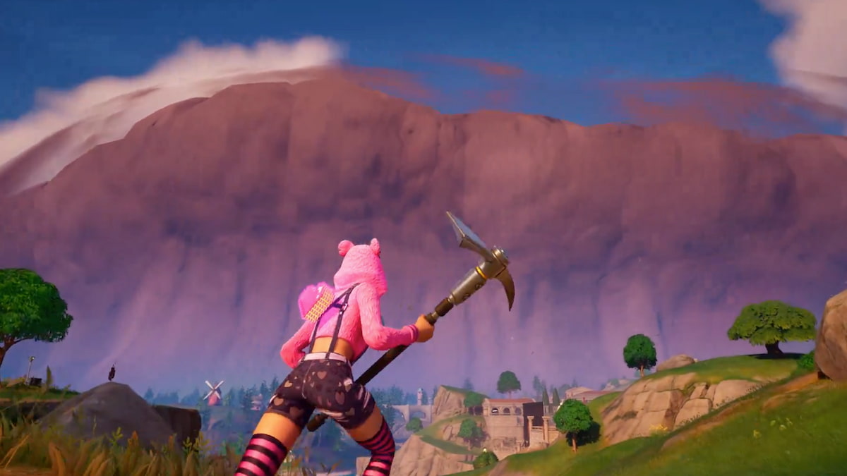 Cuddle Team Leader player running on hill, viewing sandstorm in live event for chapter 5 season 2 in Fortnite
