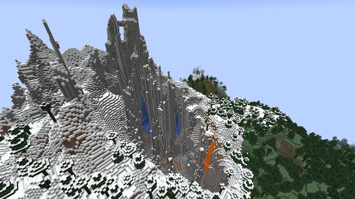 Spiky mountain in Minecraft