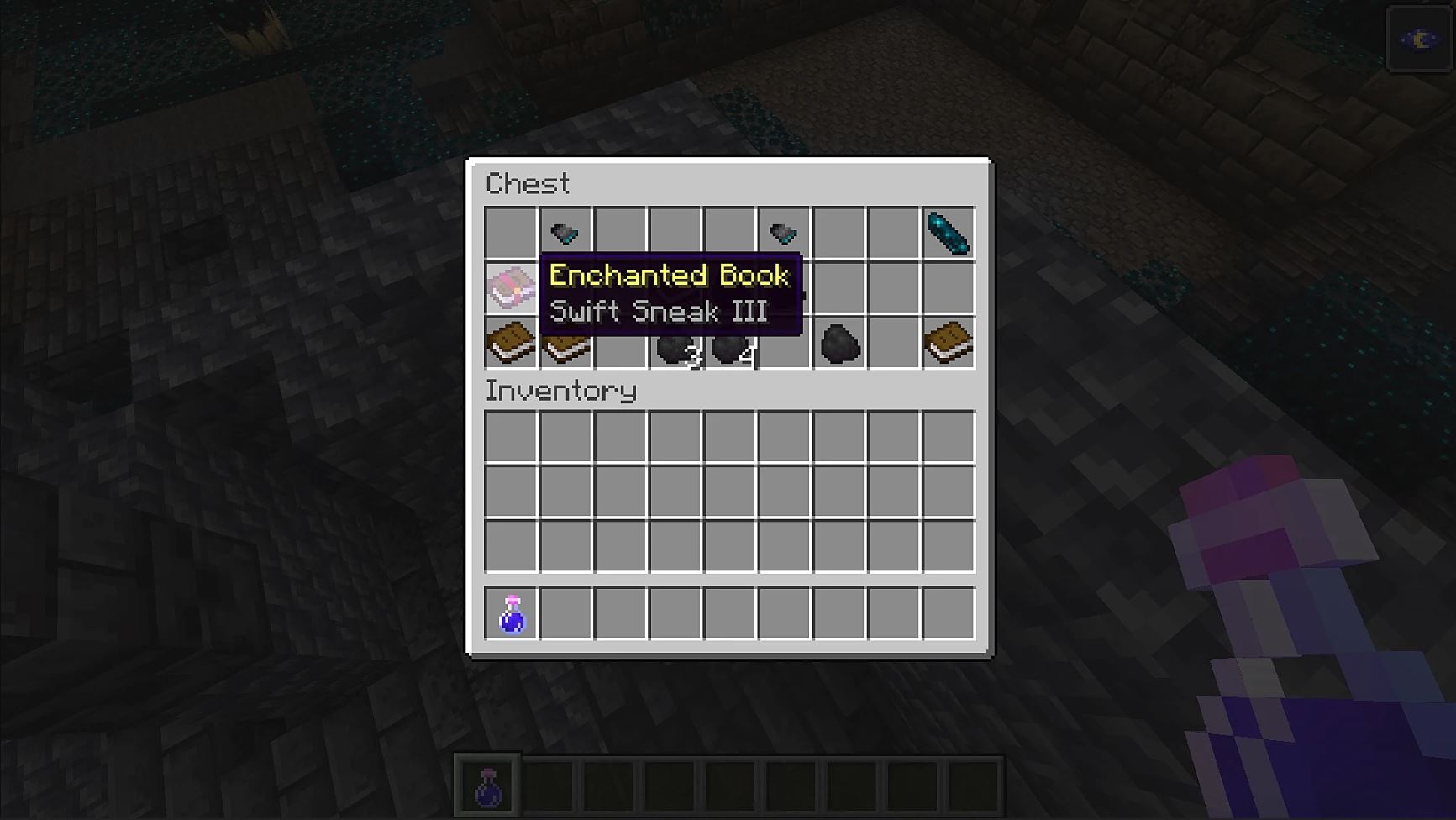 All Minecraft Leggings Enchantments (And When To Use Them)